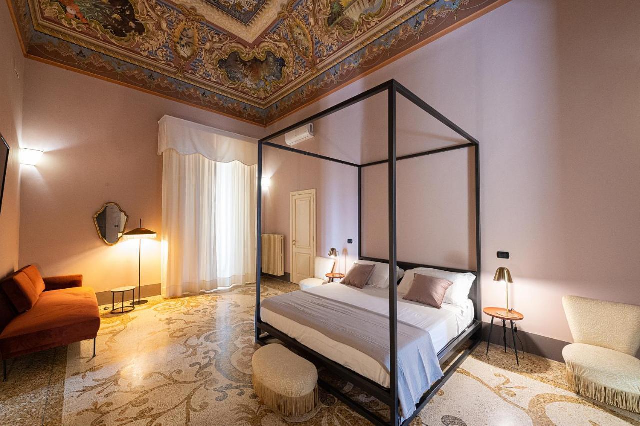 Palazzo Francesco Grassi Bed & Breakfast 2*